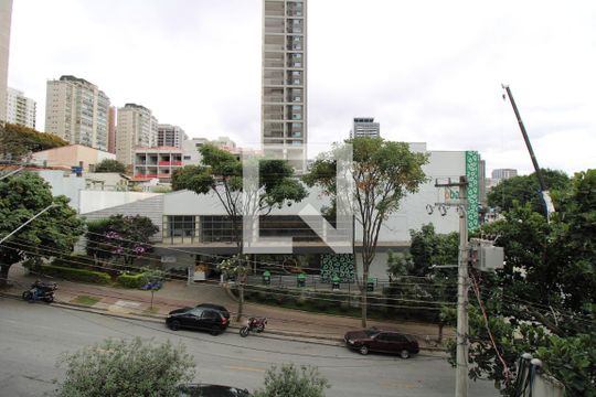 Vista do quarto de kitnet/studio à venda com 1 quarto, 42m² em Perdizes, São Paulo
