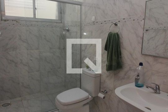 Banheiro de apartamento à venda com 3 quartos, 88m² em Centro Histórico, Porto Alegre