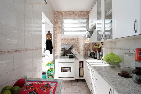 Cozinha de apartamento à venda com 2 quartos, 90m² em Santa Ifigênia, São Paulo
