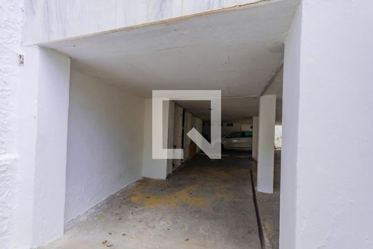 Garagem de apartamento para alugar com 3 quartos, 160m² em Rio Vermelho, Salvador