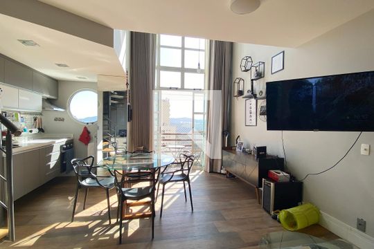 Apartamento à venda com 1 quarto, 75m² em Alphaville Industrial, Barueri