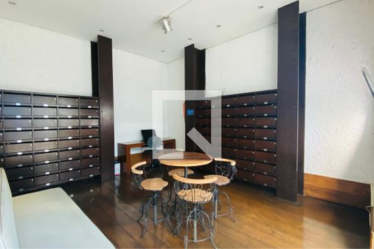 Área comum de apartamento à venda com 1 quarto, 75m² em Alphaville Industrial, Barueri