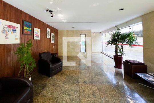 Hall de apartamento para alugar com 3 quartos, 100m² em Vila Olímpia, São Paulo