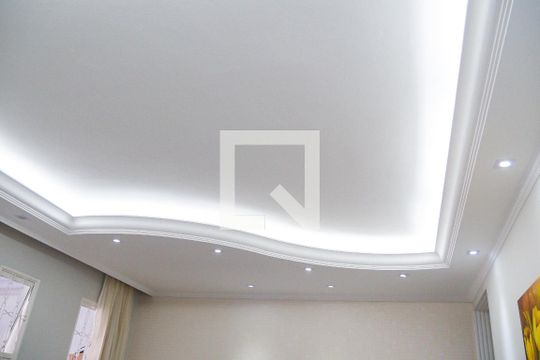 Sala de casa à venda com 5 quartos, 217m² em Jardim Ocara, Santo André