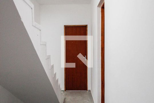 Corredor de casa para alugar com 2 quartos, 100m² em Vila Dom Pedro Ii, São Paulo