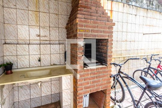 Área comum - Churrasqueira de apartamento para alugar com 1 quarto, 35m² em Guilhermina, Praia Grande