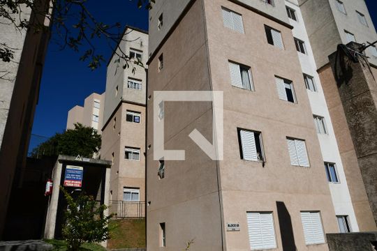 Fachada de apartamento para alugar com 2 quartos, 48m² em Jardim Petrópolis, Cotia