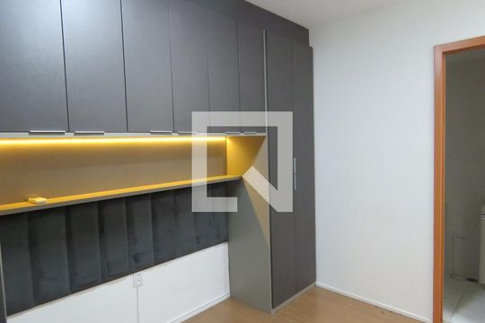 Suíte de apartamento para alugar com 2 quartos, 49m² em Setor Faiçalville, Goiânia