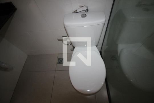 Banheiro de apartamento para alugar com 2 quartos, 45m² em Parque da Mooca, São Paulo