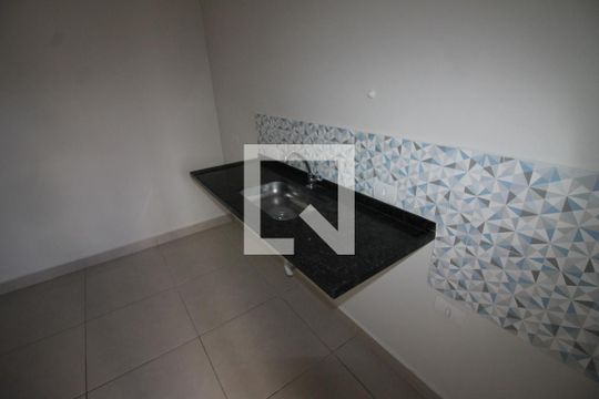 Cozinha de apartamento para alugar com 2 quartos, 45m² em Parque da Mooca, São Paulo