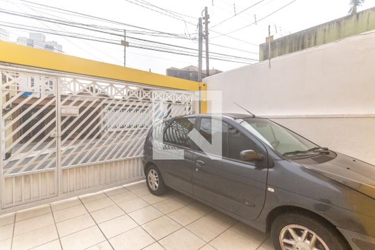 Garagem de casa à venda com 2 quartos, 120m² em Santa Terezinha, São Bernardo do Campo