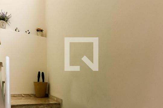 Escada de casa à venda com 3 quartos, 180m² em Tucuruvi, São Paulo
