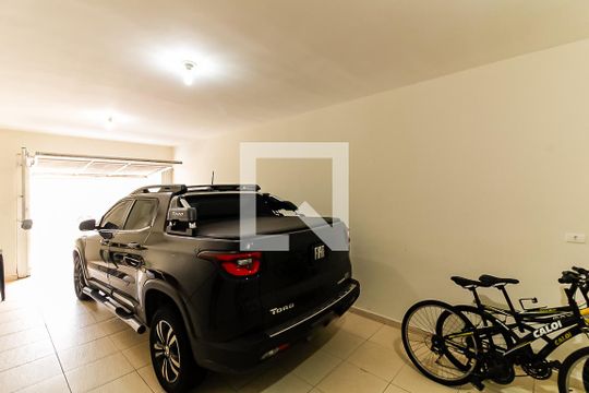 Garagem de casa à venda com 3 quartos, 180m² em Tucuruvi, São Paulo