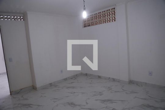 Quarto 2 de casa para alugar com 2 quartos, 110m² em Vila Cavaton, São Paulo