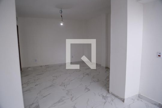 Sala/Cozinha de casa para alugar com 2 quartos, 110m² em Vila Cavaton, São Paulo