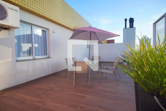 Varanda de apartamento para alugar com 2 quartos, 205m² em Centro, São Leopoldo