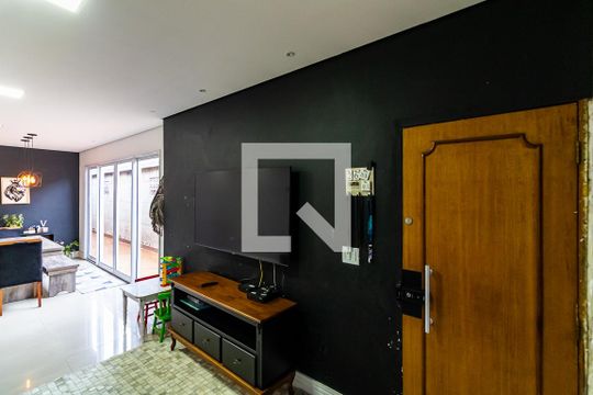 Sala de casa à venda com 3 quartos, 200m² em Parque Sao Domingos, São Paulo