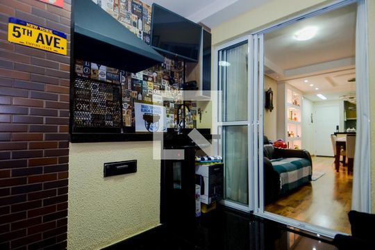 Varanda gourmet de apartamento à venda com 2 quartos, 61m² em Jardim Aida, Guarulhos
