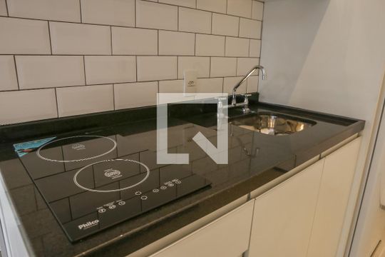 Cozinha de kitnet/studio à venda com 1 quarto, 30m² em Perdizes, São Paulo