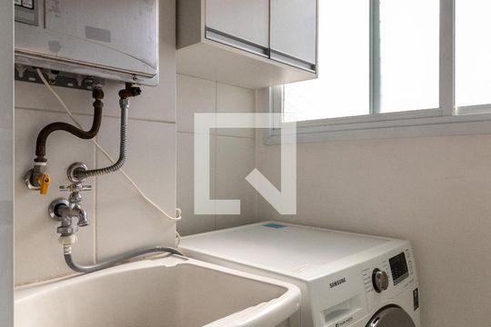 Área de Serviço de apartamento para alugar com 2 quartos, 70m² em Água Branca, São Paulo