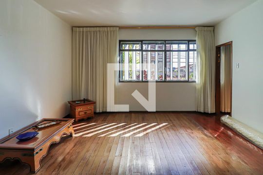 Casa à venda com 6 quartos, 493m² em Silveira, Belo Horizonte