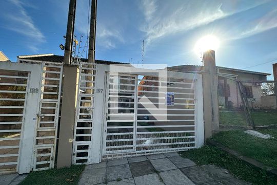 Fachada da casa  de casa à venda com 2 quartos, 92m² em Nossa Senhora das Graças, Canoas