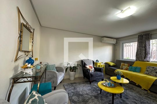 Sala  de casa à venda com 2 quartos, 92m² em Nossa Senhora das Graças, Canoas