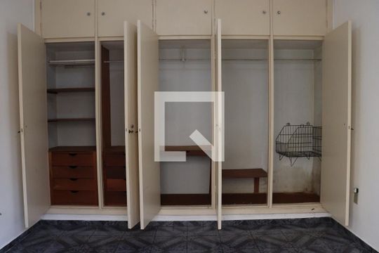 Quarto 1 de casa à venda com 4 quartos, 260m² em Vila Industrial , Campinas