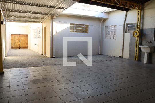 Área de Serviço de casa à venda com 4 quartos, 260m² em Vila Industrial , Campinas