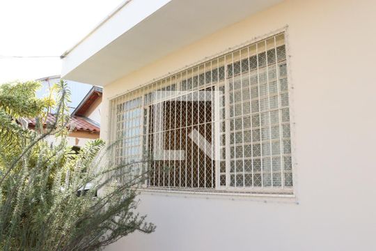 Fachada de casa à venda com 4 quartos, 260m² em Vila Industrial , Campinas