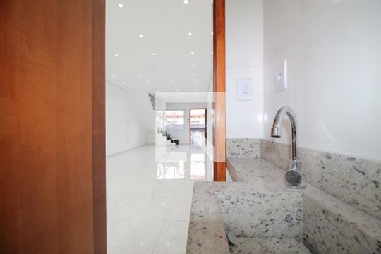 Lavabo de casa à venda com 3 quartos, 175m² em Vila São Geraldo, São Paulo