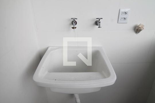Área de Serviço de casa à venda com 3 quartos, 175m² em Vila São Geraldo, São Paulo