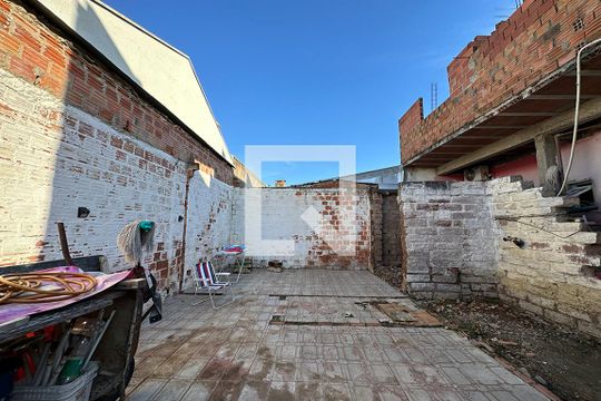 Lavanderia  de casa para alugar com 1 quarto, 120m² em São José, Canoas
