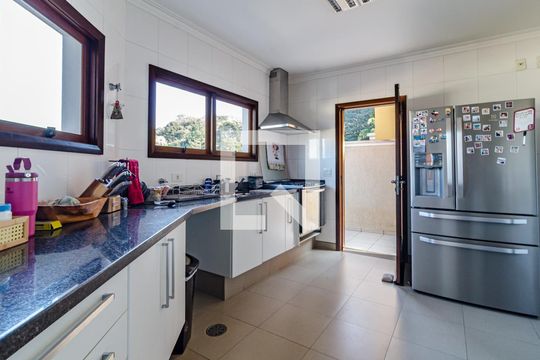 Cozinha de casa à venda com 4 quartos, 350m² em Vila Ida, São Paulo