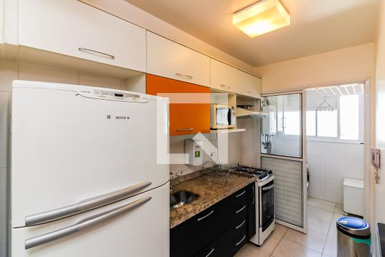 Cozinha de apartamento para alugar com 2 quartos, 65m² em Casa Verde, São Paulo