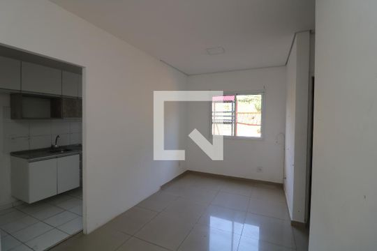 Apartamento para alugar com 2 quartos, 45m² em Cidade Satelite Santa Barbara, São Paulo