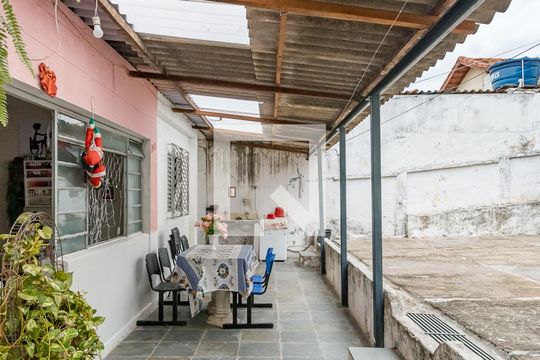 Casa 3 varanda de casa à venda com 2 quartos, 280m² em João Pinheiro, Belo Horizonte