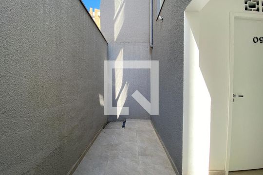 Área externa de kitnet/studio para alugar com 1 quarto, 43m² em Santana, São Paulo