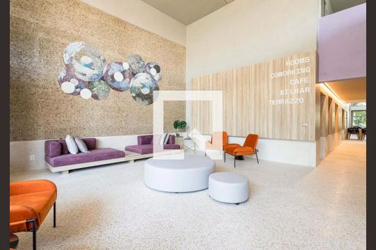 Hall de kitnet/studio para alugar com 1 quarto, 28m² em Vila Congonhas, São Paulo