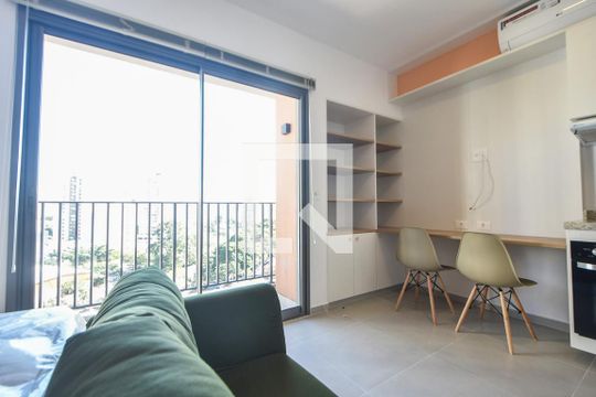 Sala  de kitnet/studio para alugar com 1 quarto, 28m² em Vila Congonhas, São Paulo