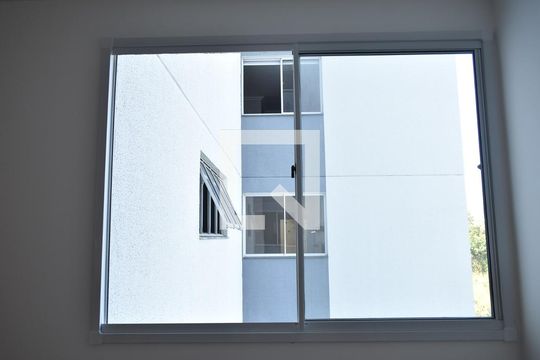 Sala de apartamento à venda com 2 quartos, 44m² em Campo Grande, Rio de Janeiro