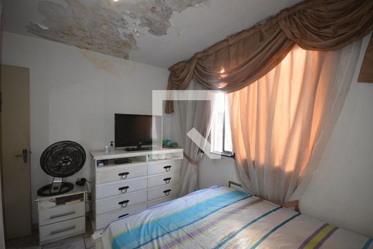  Quarto 1 de apartamento à venda com 2 quartos, 60m² em Brás de Pina, Rio de Janeiro