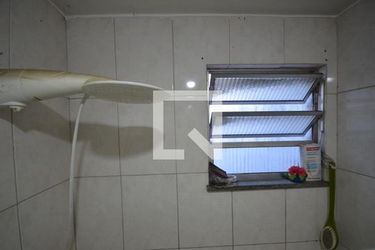 Banheiro 1 de apartamento à venda com 2 quartos, 60m² em Brás de Pina, Rio de Janeiro