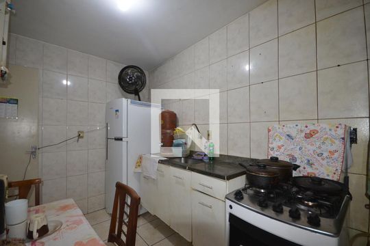 Cozinha de apartamento à venda com 2 quartos, 60m² em Brás de Pina, Rio de Janeiro