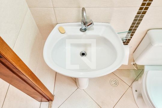 Banheiro de casa para alugar com 3 quartos, 130m² em Jardim Vale do Sol, São José dos Campos