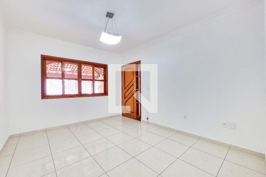 Casa para alugar com 3 quartos, 130m² em Jardim Vale do Sol, São José dos Campos