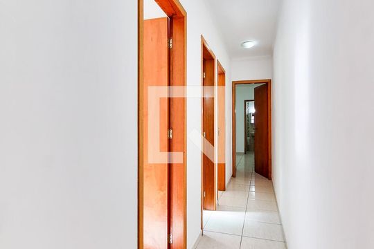 Corredor de casa para alugar com 3 quartos, 130m² em Jardim Vale do Sol, São José dos Campos
