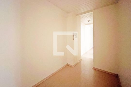 Hall de Entrada de apartamento à venda com 2 quartos, 45m² em Centro Histórico, Porto Alegre