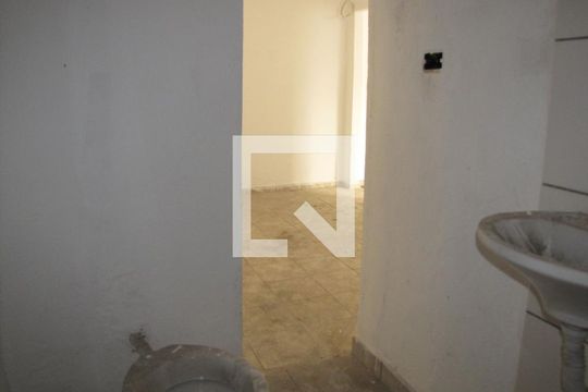 Banheiro de casa à venda com 1 quarto, 40m² em Parque Cisper, São Paulo