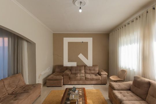 Sala de Estar de casa para alugar com 3 quartos, 214m² em Jardim Eulina, Campinas